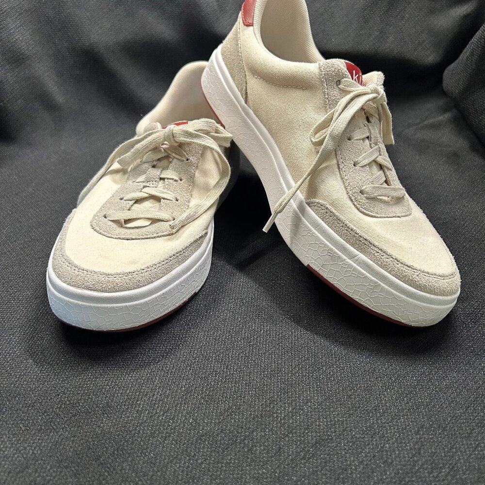 Kizit athletic shoe - worn once!